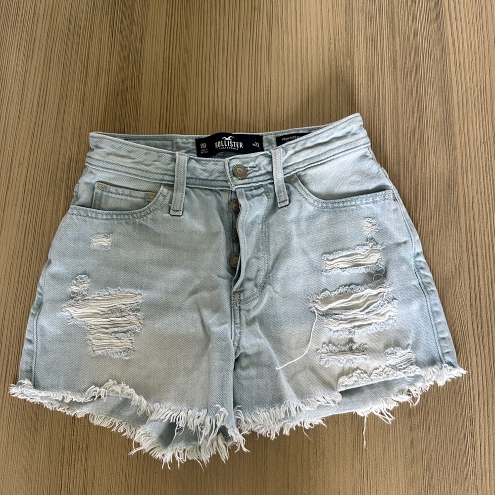 Hollister high rise mom shorts